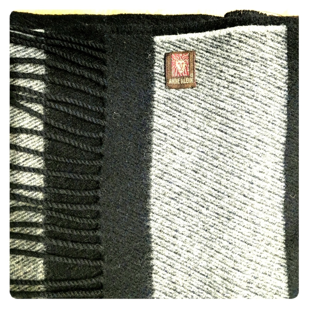 AK Anne Klein Blanket Shawl Scarf